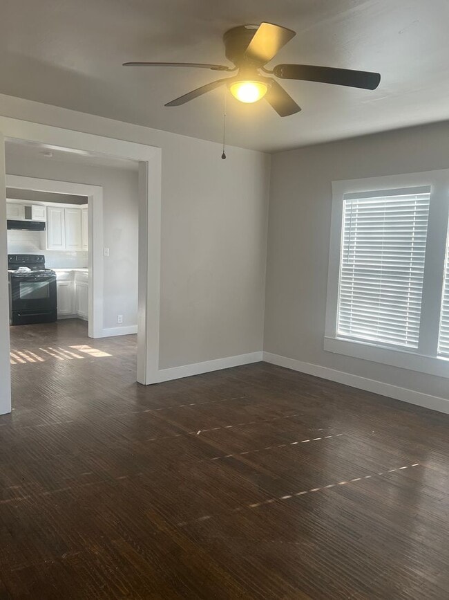 Building Photo - 3506 CR 920