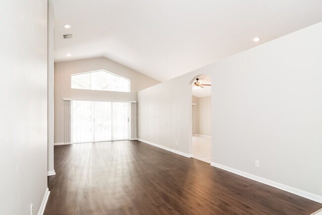 Building Photo - 23410 Serene Meadow Dr S