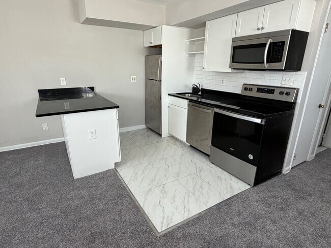 Foto del edificio - 1 Bed/1 Bath Apt in Lansdale - Walk to Regional Rail & Shopping / Dining