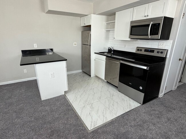 Photo - 1 Bed/1 Bath Apt in Lansdale - Walk to Regional Rail & Shopping / Dining