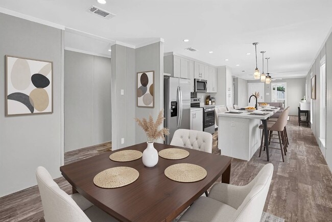Building Photo - 221 Timothy Trl
