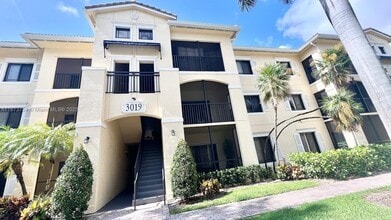 Building Photo - 3019 Alcazar Pl