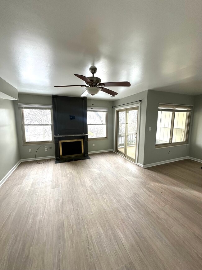 Foto del edificio - 1471 Cliff Ct