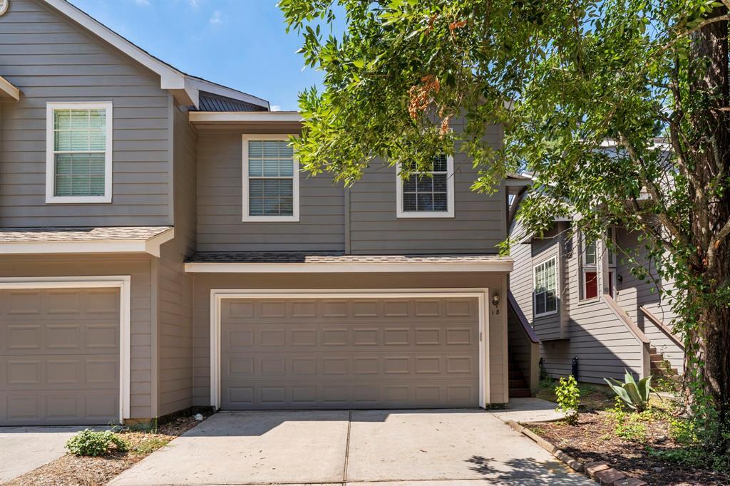 18 S Villa Oaks Dr, Spring, TX 77382 Condo for Rent in Spring, TX