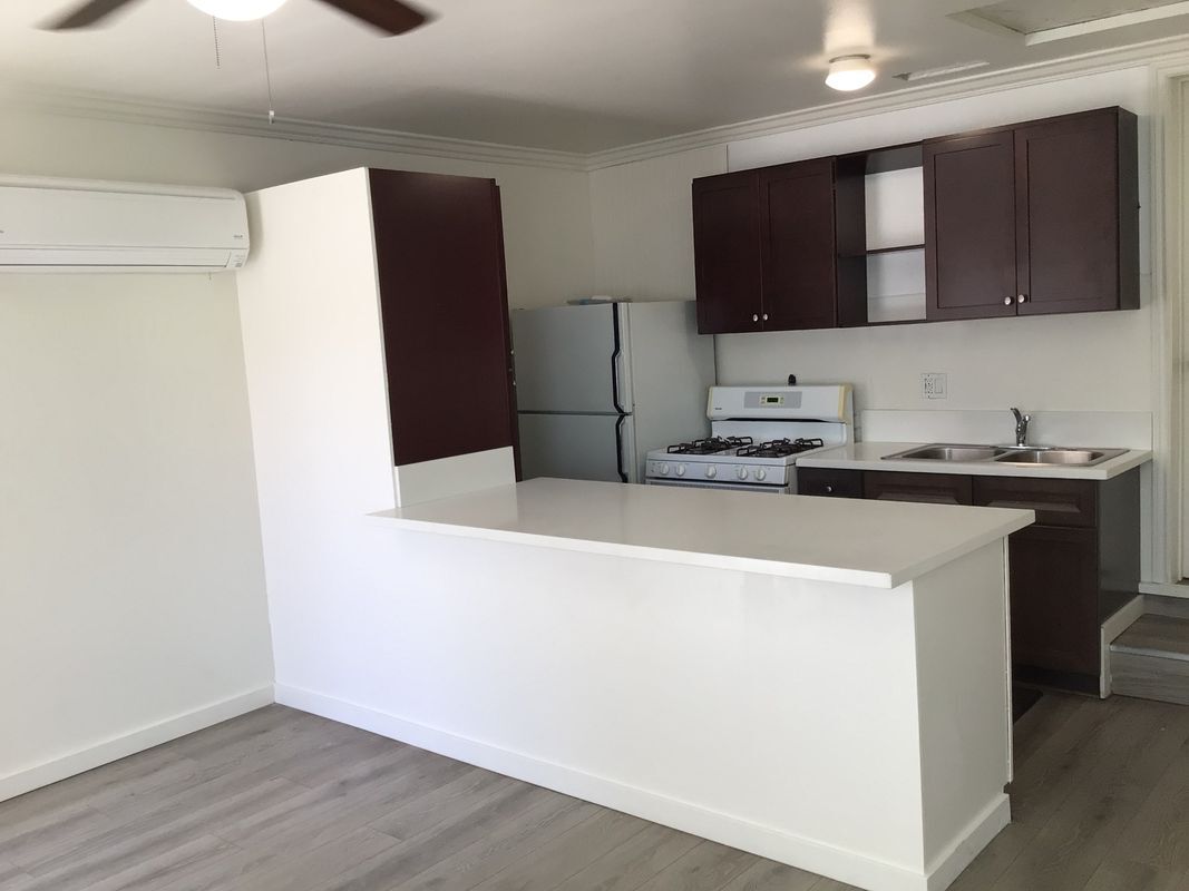 Foto principal - 3110 Hillview Dr N