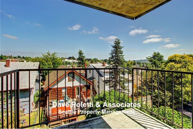 Foto del edificio - 4460 Winslow Pl N