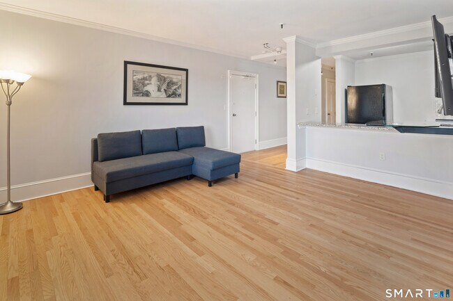 Foto del edificio - 32 Haviland St