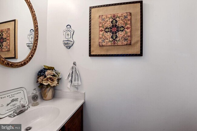 Foto del edificio - 2131 Silentree Dr