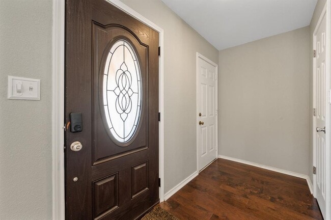 Building Photo - 20807 Boggy Ford Rd