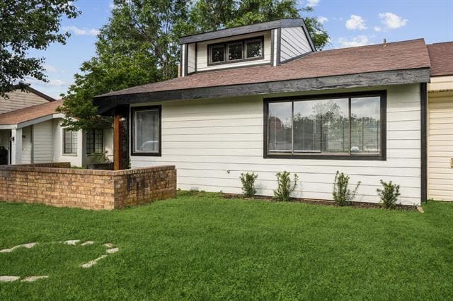 Building Photo - 5826 Falconcrest Dr