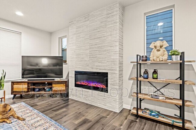Building Photo - 9559 SW Anna Belle Ct