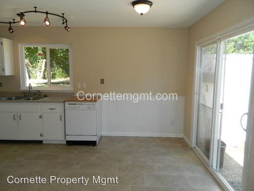 Building Photo - 2616 Sunfish Ct