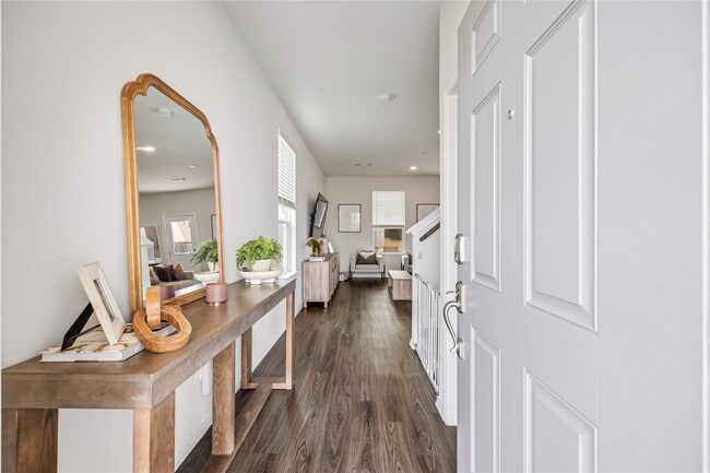 Building Photo - 25415 Rock Spur Trl