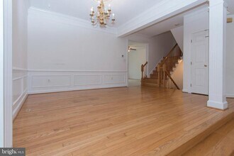 Building Photo - 13559 Flowerfield Dr