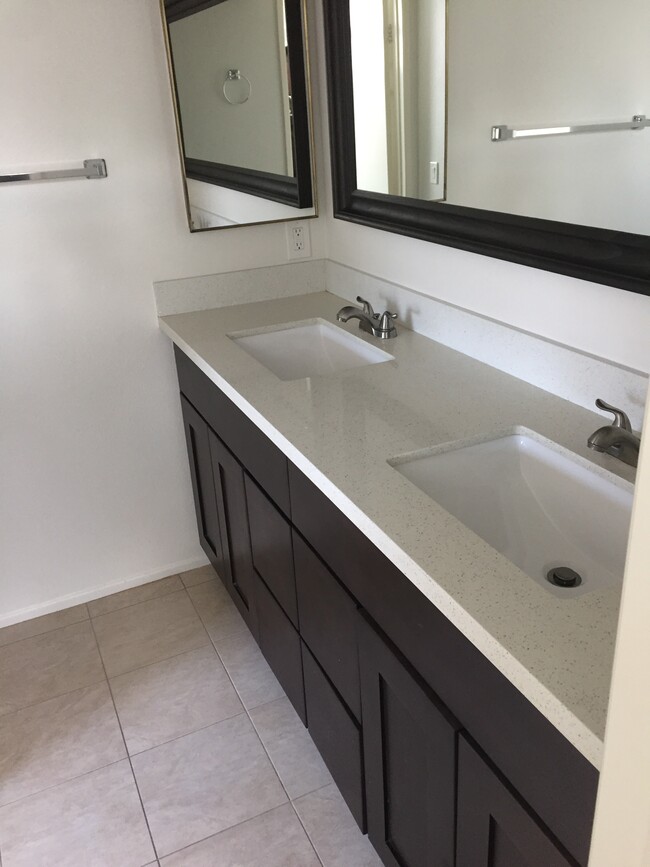Building Photo - 9 Seawind