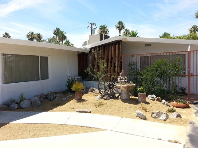 Foto del edificio - 73545 Shadow Mountain Dr