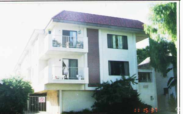 Foto del edificio - 837 Olive Ave
