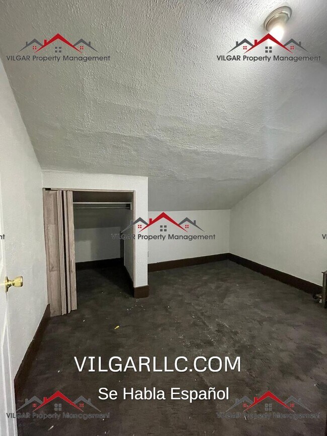 Foto del edificio - 4606 Pine Ave.