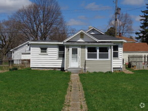 Building Photo - 1345 E Donald St