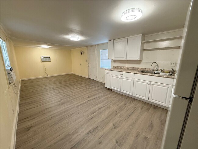 Foto del edificio - 4201 Darby St