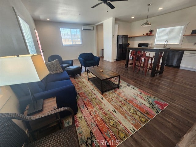 Building Photo - 6658 National Park Dr