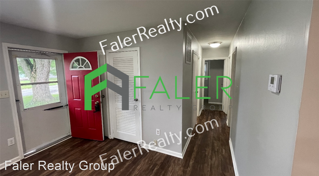 Building Photo - 3 br, 1 bath House - 1181 Frost