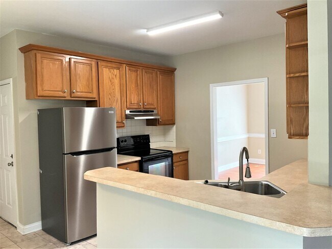Building Photo - 2500 Harbin Springs Cv