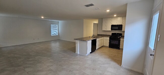 Foto del edificio - 924 Mountain Laurel Rd