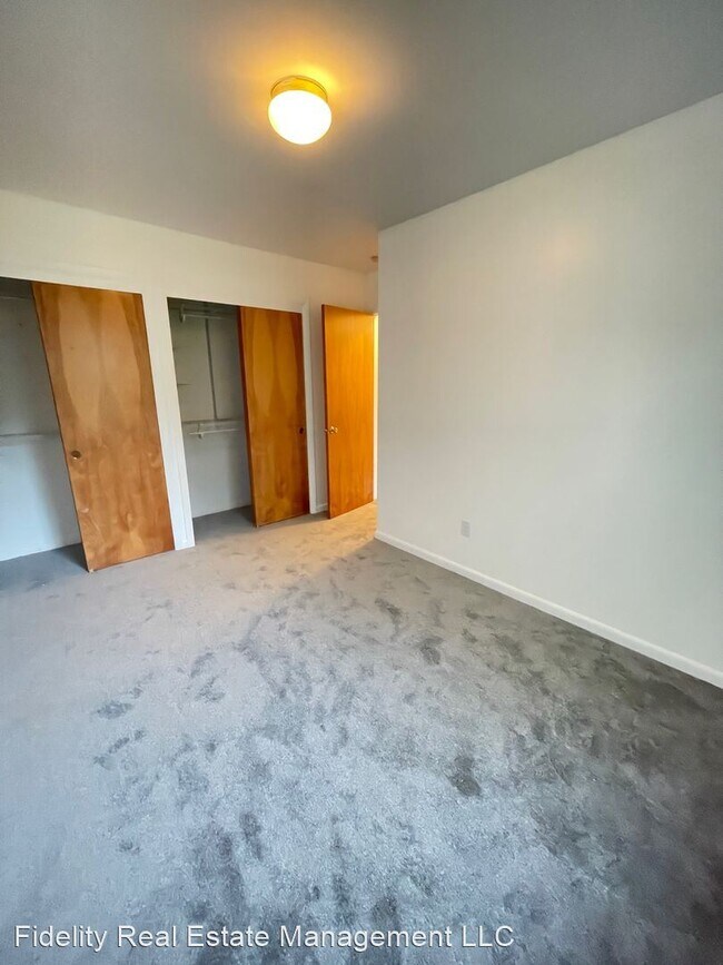 Building Photo - 3 br, 1 bath House - 201 Parr Meadow Dr.