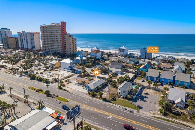 Building Photo - Charming Beach House! Just Steps from the ...