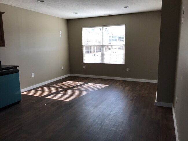 Foto del edificio - 24 Sugar Maple Ln