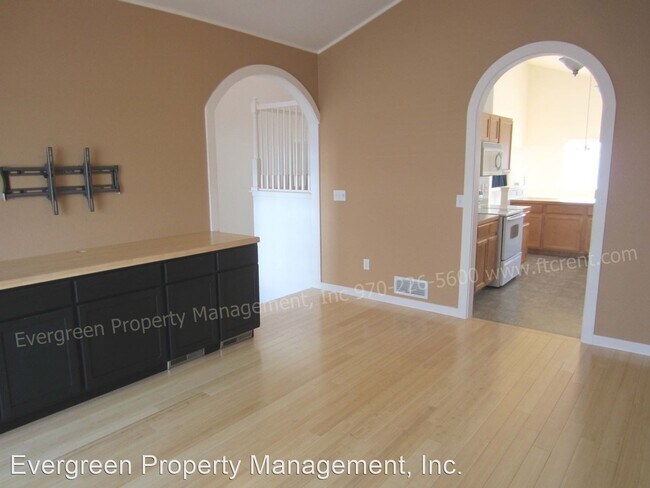 Foto del edificio - 3 br, 2.5 bath House - 2456 Ashland Lane