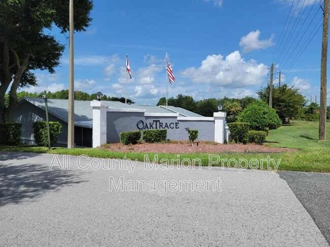 Building Photo - 10484 SW 85th Ct