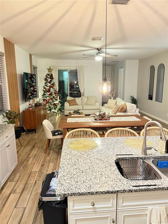 Foto del edificio - 15379 Shonan Gold Dr