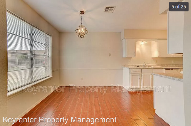 Foto del edificio - 2 br, 1.5 bath House - 3226 E 47th St