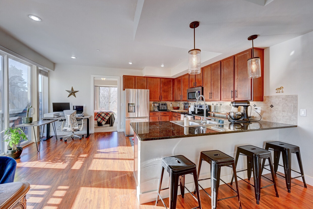 Foto principal - 1488 Madison St