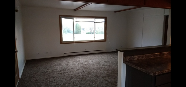 Building Photo - 28080 Brickville Rd