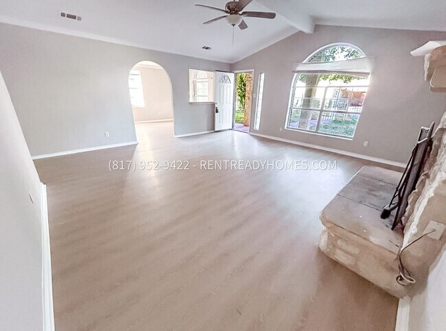 Foto del edificio - 1707 S College St