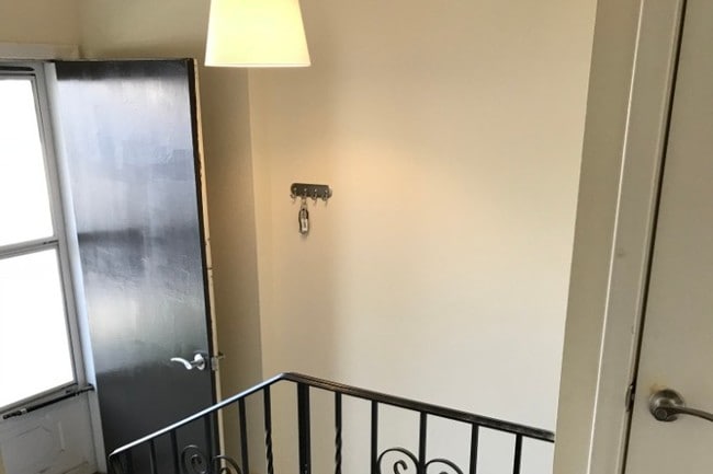Foto del edificio - 191 Summit View Ct