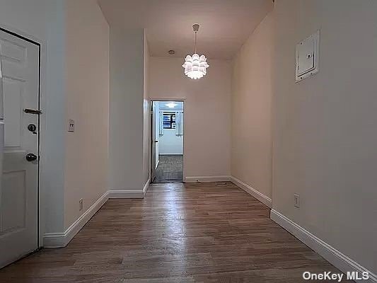 Building Photo - 38-38-38-29 29th St