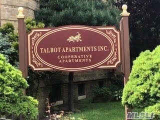 Foto del edificio - 83-74 Talbot St