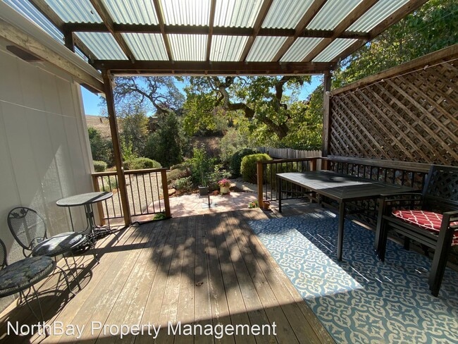 Building Photo - 4 br, 3 bath House - 5976 Yerba Buena Road