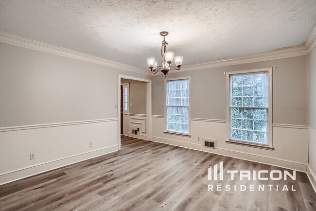 Building Photo - 1337 Arlene Ct SW