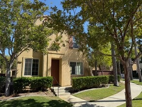 Building Photo - 915 Mira Lago Way