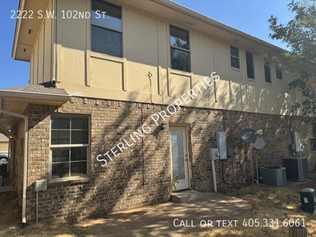 Foto del edificio - 2222 SW 102nd St
