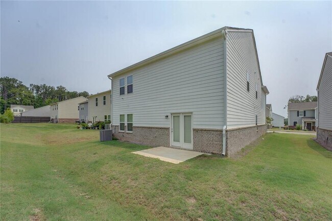 Building Photo - 7061 Rochford Dr