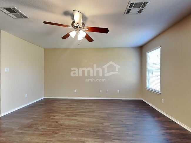 Building Photo - 275 Black Forest Rd