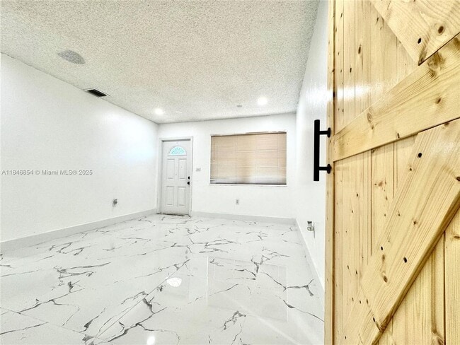 Foto del edificio - 10365 SW 149th Terrace