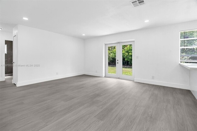 Foto del edificio - 1402 NW 19th St