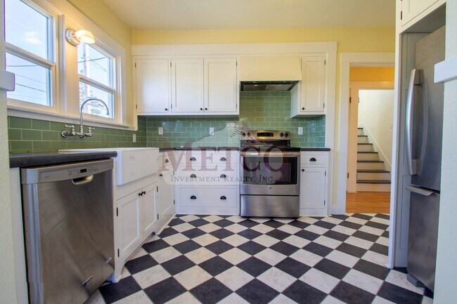 Foto del edificio - Light & Bright Home In Eugene